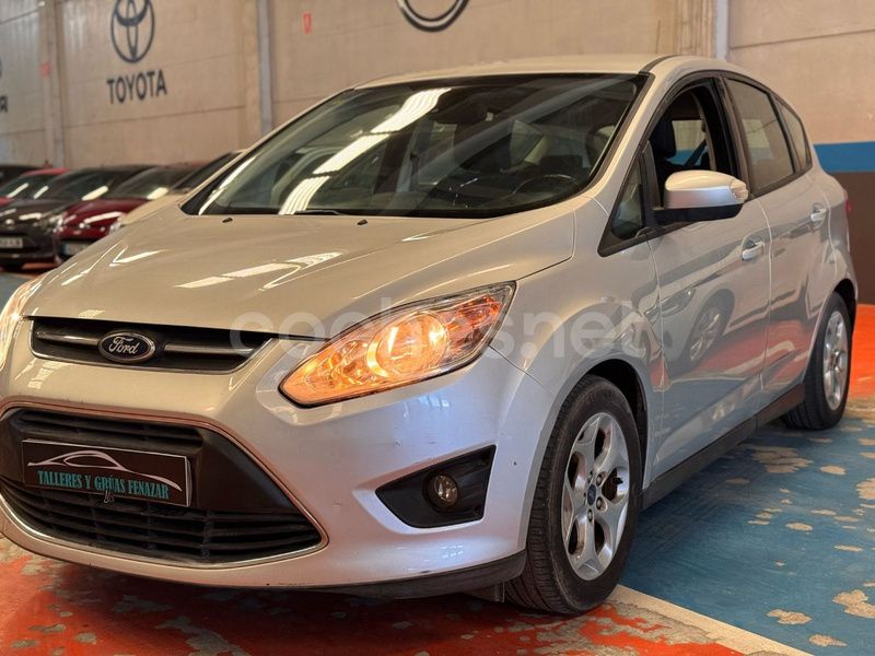 Usado Ford C-MAX Trend 115 CV (84 kW) 2015 Gris / plata Monovolumen