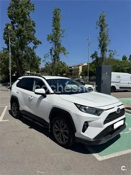 Usado Toyota RAV4 Hybrid Advance 218 CV (160 kW) 2023 Blanco SUV