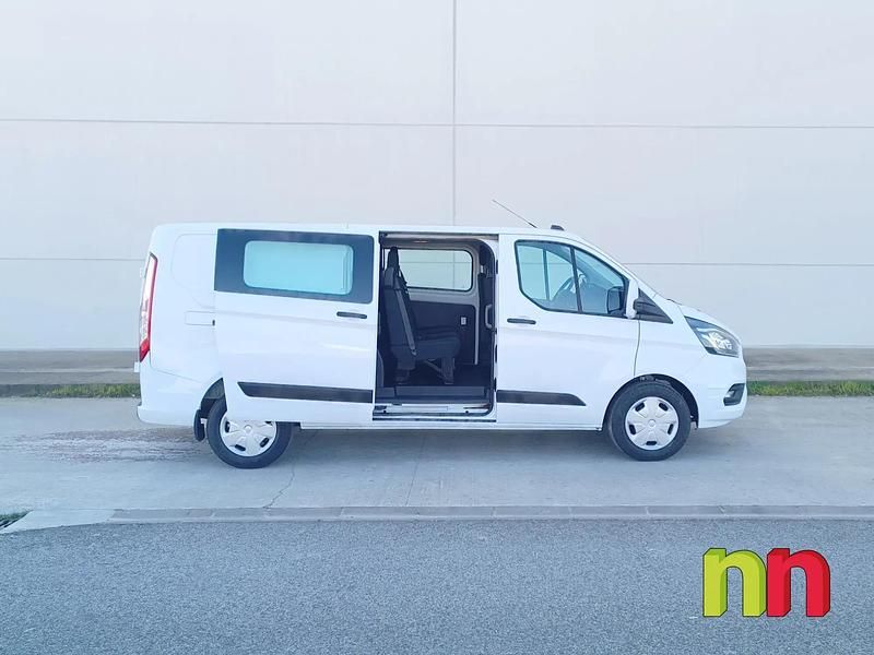 Käytetty Ford Transit 130 HP (95 kW) 2022 Valkoinen Sedan