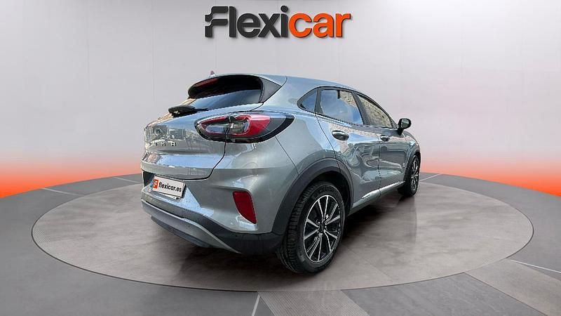 Usado Ford Puma Titanium 120 CV (88 kW) 2021 Gris SUV