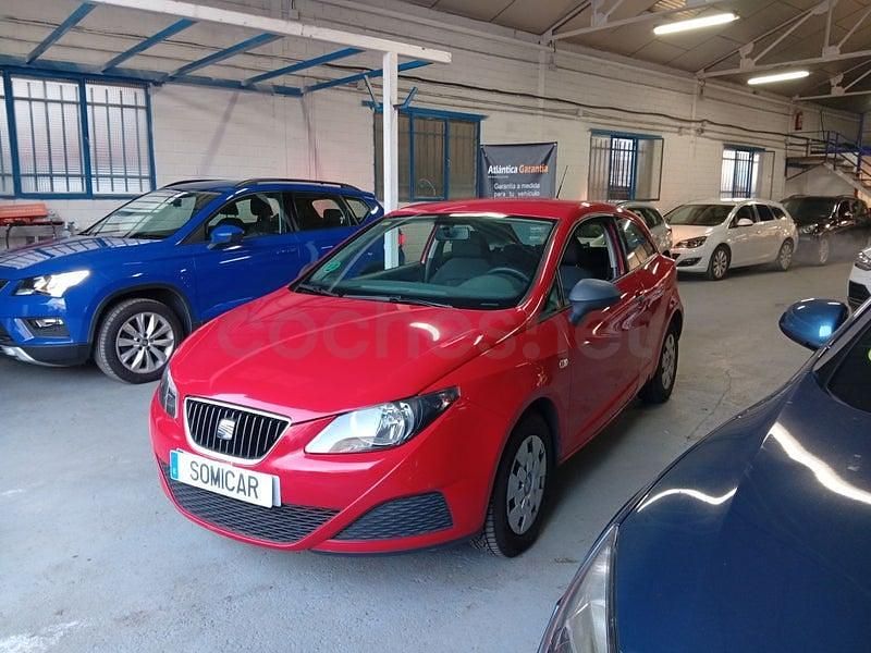 Usado Seat Ibiza SC 60 CV (44 kW) 2011 Rojo Utilitario