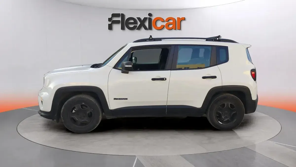 Usado Jeep Renegade Sport 120 CV (88 kW) 2020 Blanco SUV