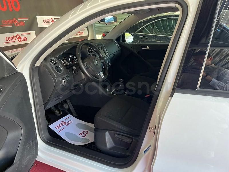 Usado VW Tiguan 110 HP (80 kW) 2014 Branco SUV