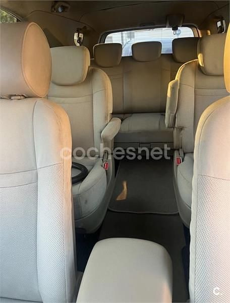 Usado Ssangyong (KGM) Rodius Limited 165 CV (121 kW) 2006 Negro Monovolumen