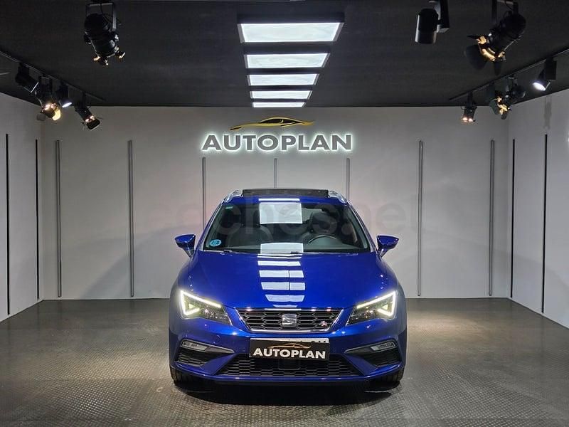 Usado Seat Leon FR 150 CV (110 kW) 2019 Azul Familiar