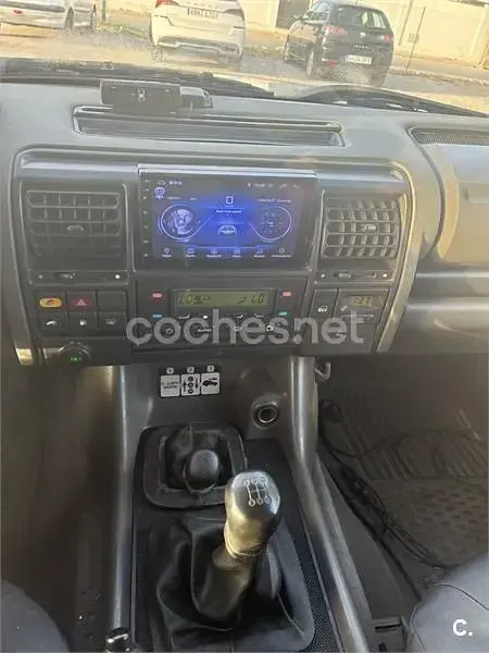 Usado Land Rover Discovery S 138 CV (101 kW) 1999 Gris / plata SUV