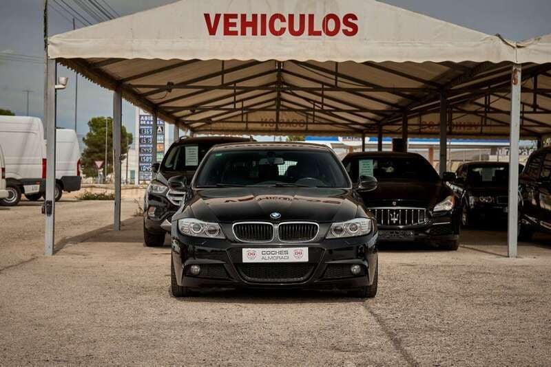 Negro Usado 2010 BMW 320 Familiar | 6290 € (Precio justo) - Imagen 1/4