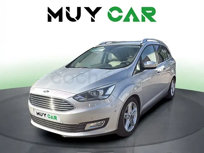 Usado Ford Grand C-Max Titanium 125 CV (91 kW) 2018 Gris / plata Monovolumen