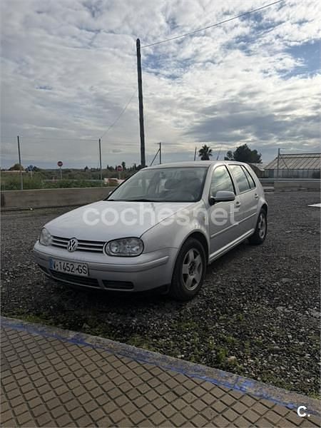Gris / plata Usado 1999 VW Golf Conceptline Berlina | 1800 € (Buen precio) - Imagen 1/4