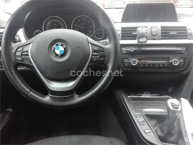 Usado BMW 318 143 CV (105 kW) 2013 Blanco Berlina