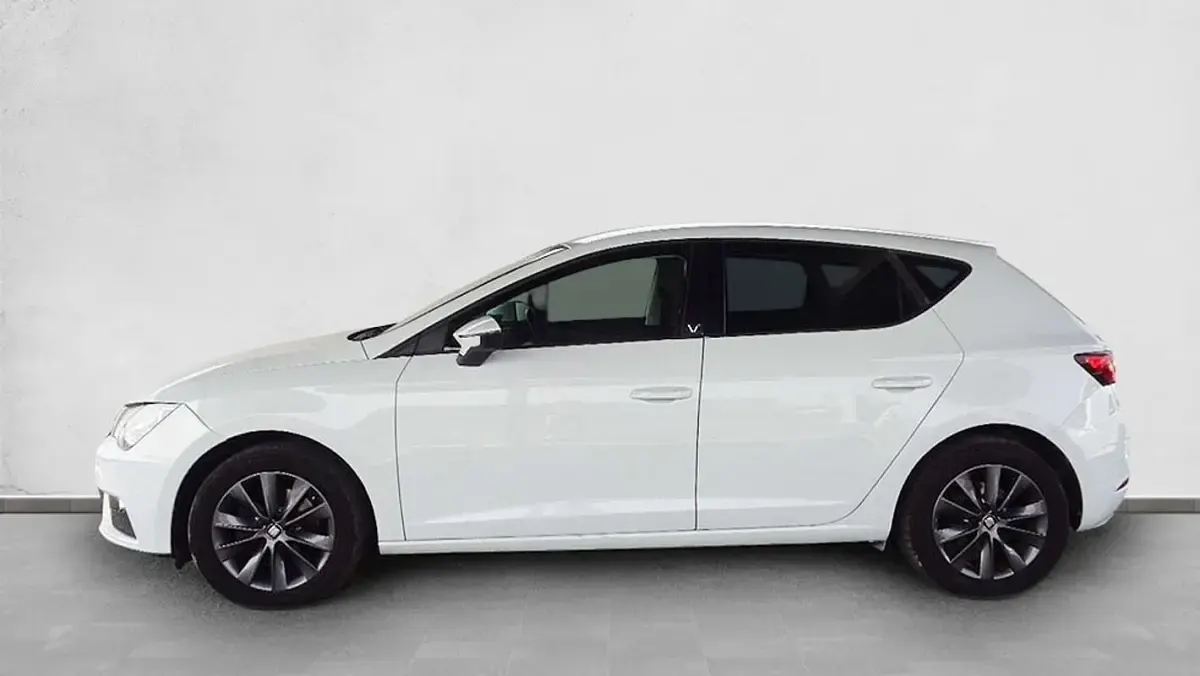 Usado Seat Leon Style 131 CV (96 kW) 2020 Berlina