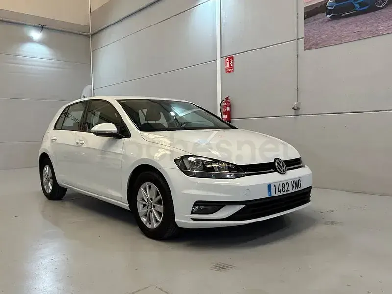 Usado VW Golf VII Edition 116 CV (85 kW) 2018 Blanco Berlina