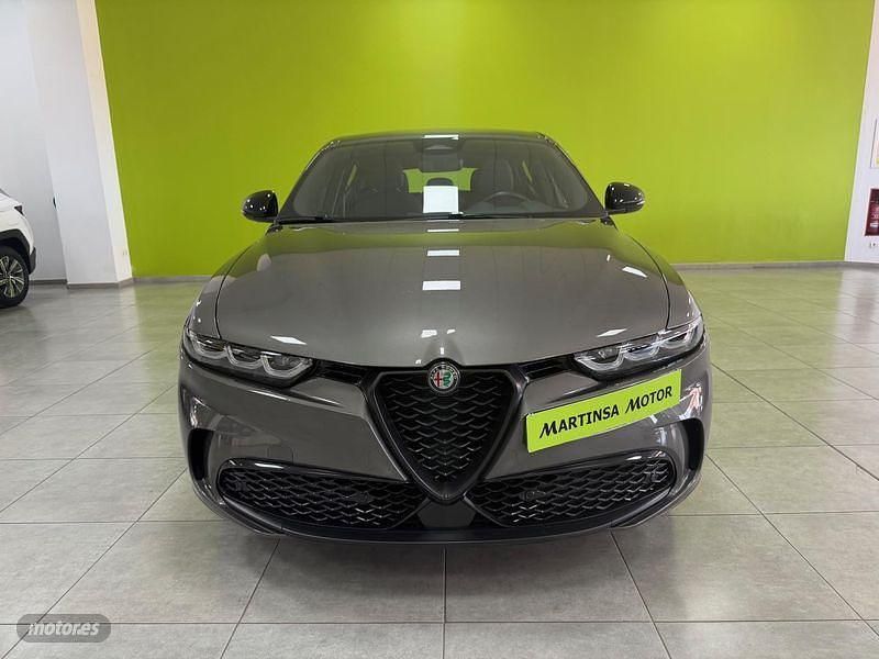 Usado Alfa Romeo Tonale Sprint 130 CV (95 kW) 2024 Gris SUV