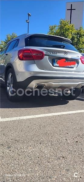 Usado Mercedes GLA200 Style 136 CV (100 kW) 2015 Gris / plata SUV