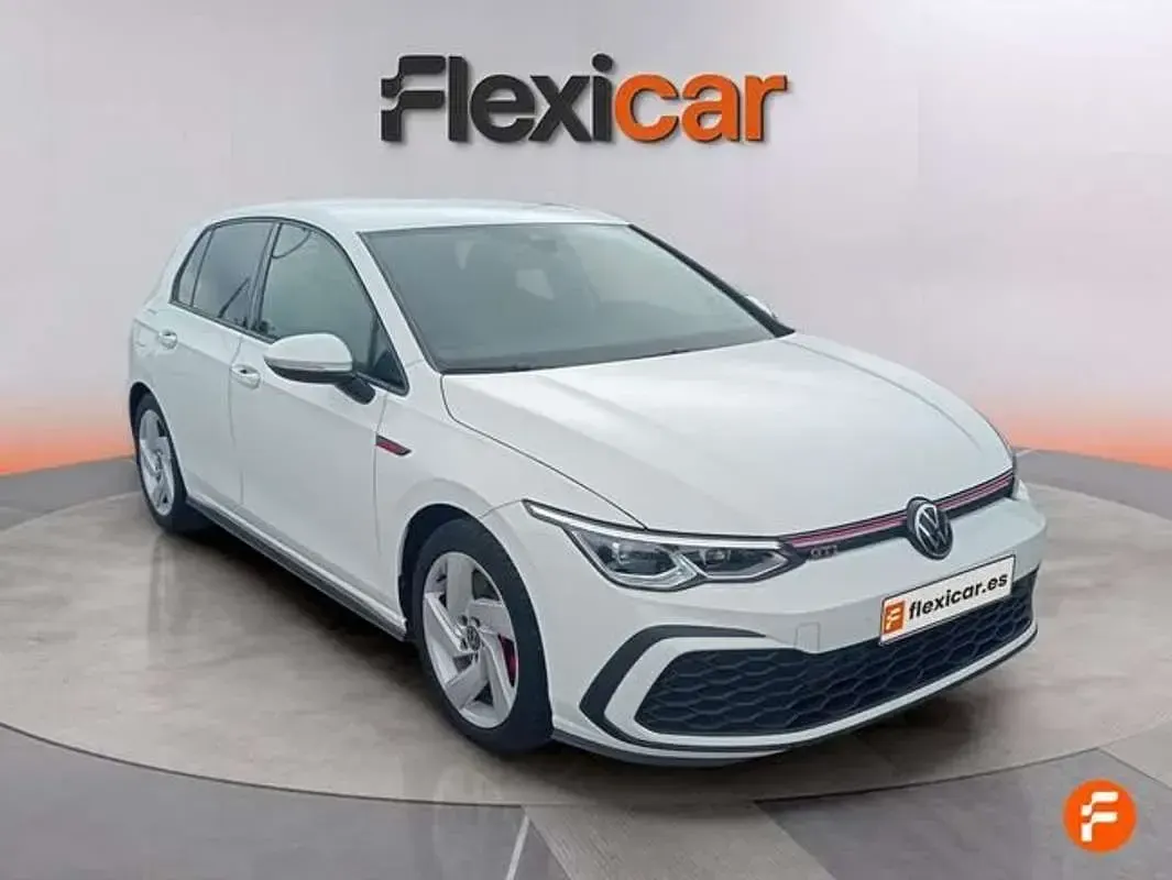 Usado VW Golf VII GTI 245 CV (180 kW) 2020 Blanco Utilitario