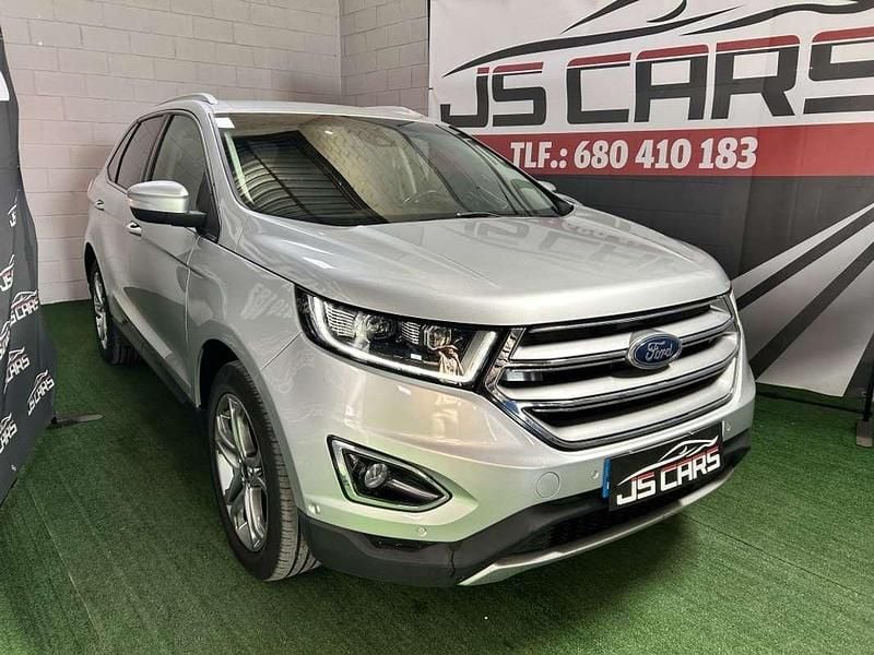 Begagnad Ford Edge Titanium 179 HK (131 kW) 2018 Grå SUV
