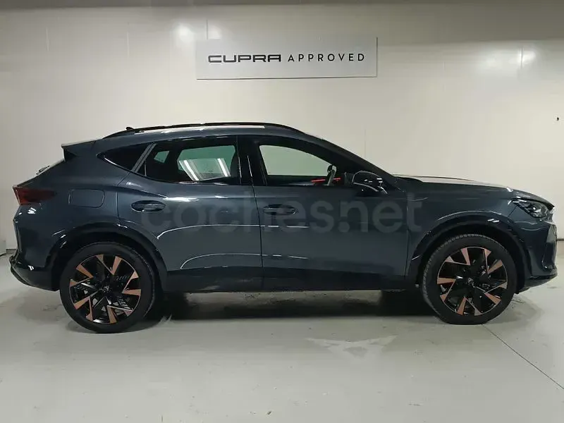 Usado Cupra Formentor 150 CV (110 kW) 2026 Gris / plata SUV