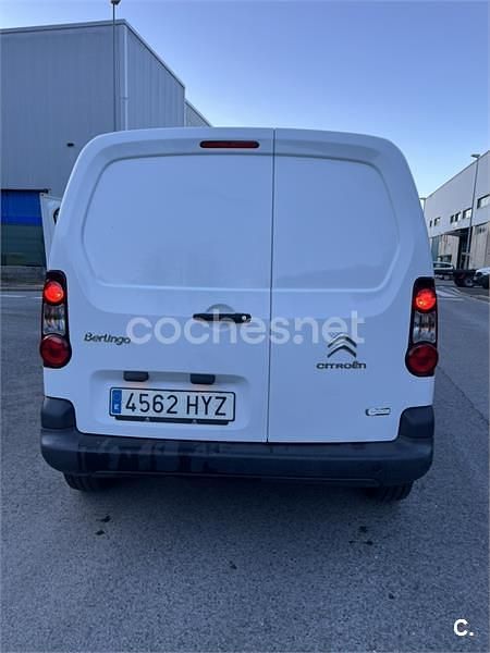 Usado Citroën Berlingo Seduction 92 CV (67 kW) 2014 Blanco Monovolumen