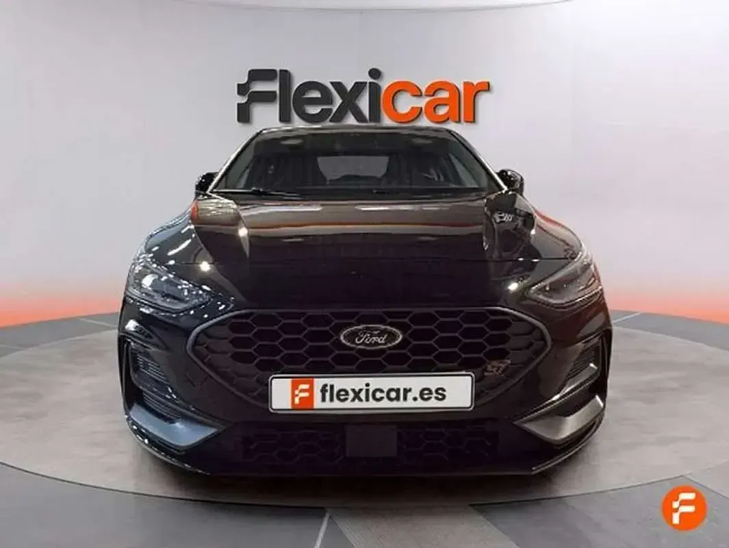 Usado Ford Focus Active 125 CV (91 kW) 2024 Negro Utilitario
