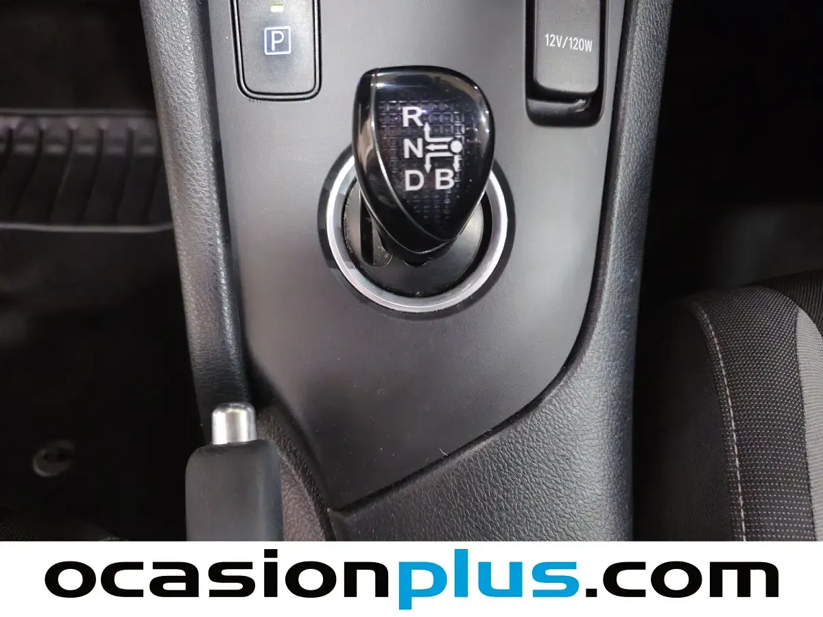 Usado Toyota Auris Active 136 CV (100 kW) 2016 Familiar