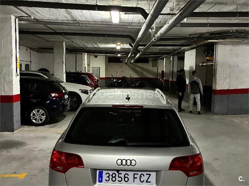 Usado Audi A4 140 CV (102 kW) 2006 Gris / plata Familiar