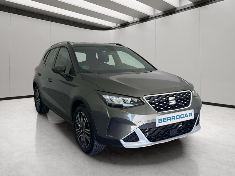 Gris Usado 2024 Seat Arona Xperience SUV | 20.300 € (Precio justo) - Imagen 1/4