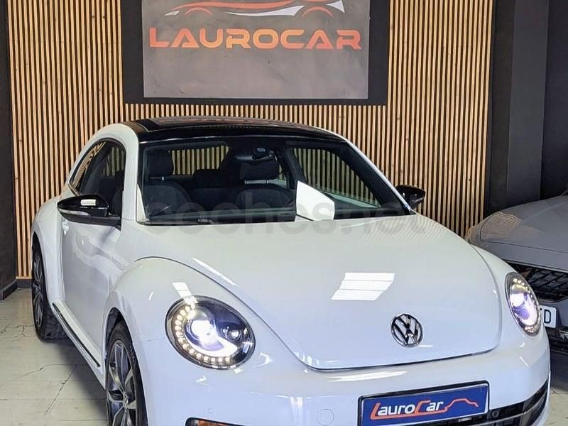 Usado VW Beetle Design 110 CV (80 kW) 2015 Blanco Utilitario