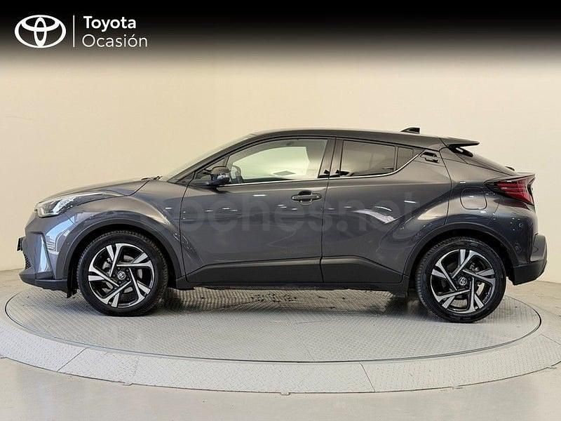 Usado Toyota C-HR Advance 184 CV (135 kW) 2022 Gris / plata SUV