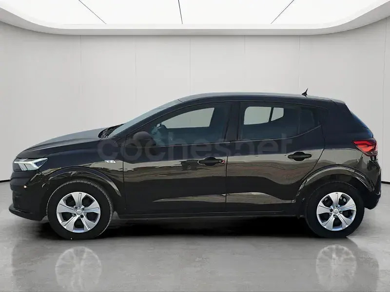 Usado Dacia Sandero Essentiel 91 CV (66 kW) 2023 Negro Utilitario