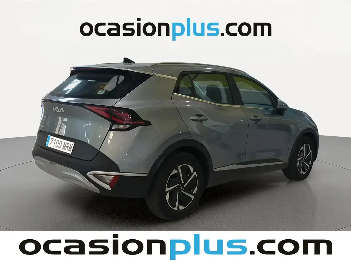 Usado Kia Sportage 150 CV (110 kW) 2024 Gris plata SUV