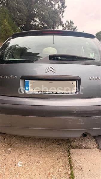 Usado Citroën C3 61 CV (44 kW) 2010 Gris / plata Berlina