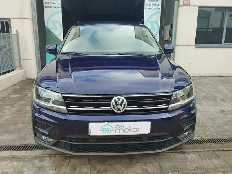 Usado VW Tiguan Life 150 CV (110 kW) 2020 Azul SUV