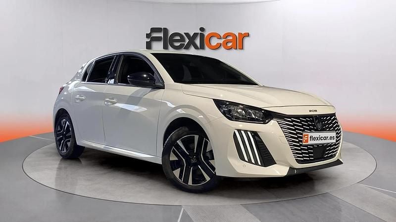 Usado Peugeot 208 Allure 110 CV (80 kW) 2025 Utilitario