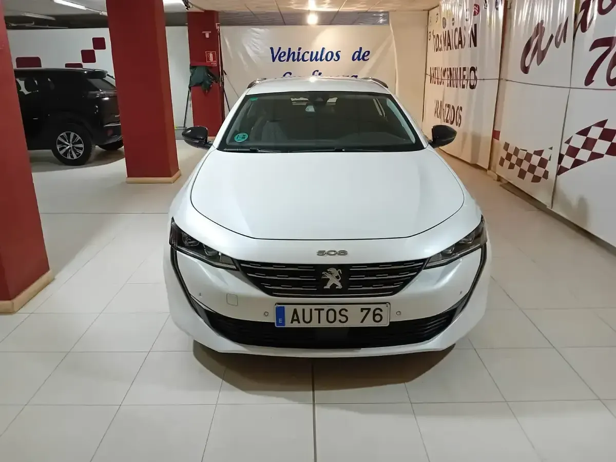 Usado Peugeot 508 SW Active 130 CV (95 kW) 2022 Blanco Familiar