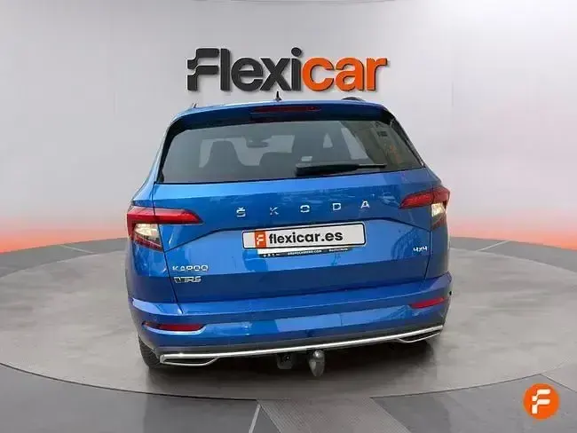Usado Skoda Karoq SportLine 190 CV (139 kW) 2019 Azul SUV