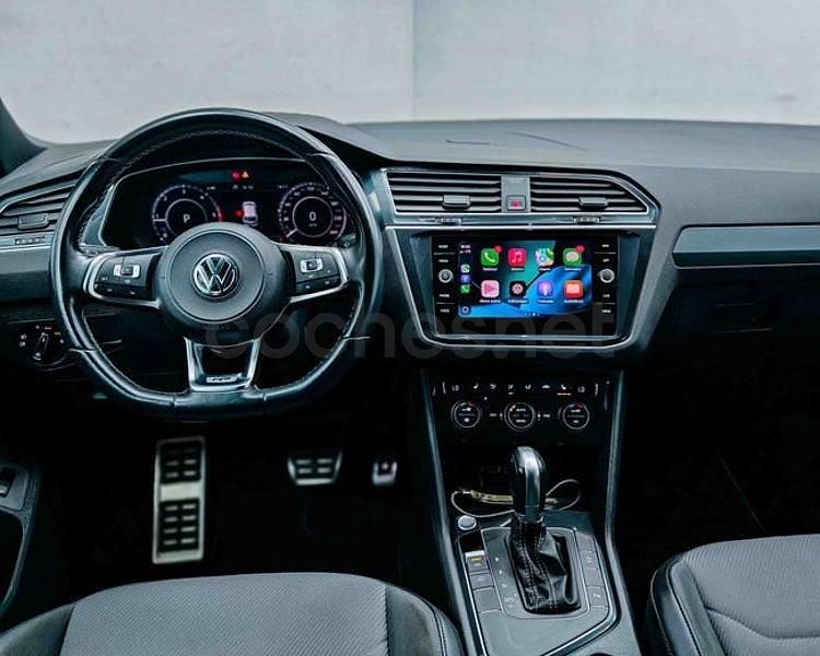 Usado VW Tiguan R-line BlueMotion 150 CV (110 kW) 2019 Gris SUV