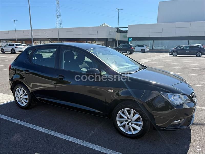 Usado Seat Ibiza Style 105 CV (77 kW) 2015 Negro Berlina