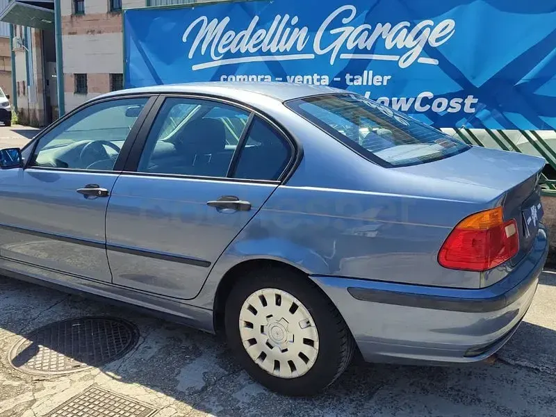 Usado BMW 316 Comfort Edition 105 CV (77 kW) 1999 Azul Berlina