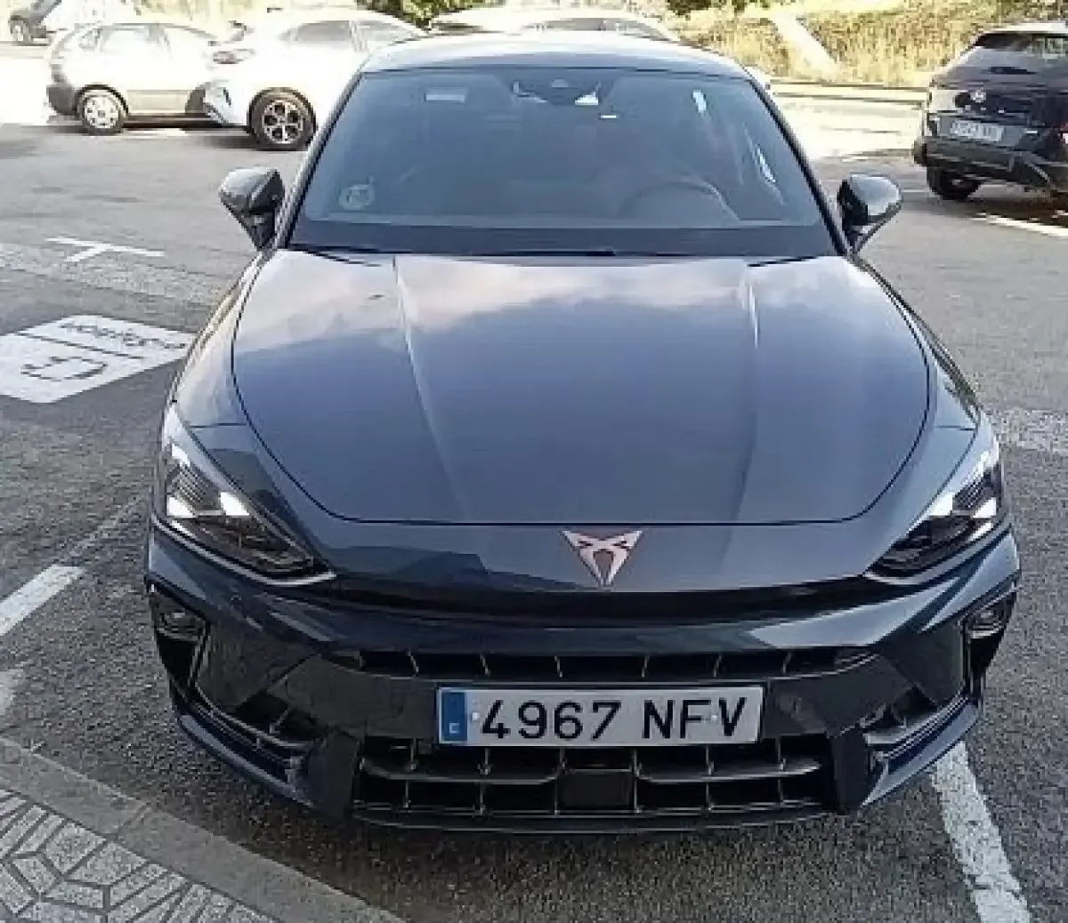 Usado Cupra Leon 150 CV (110 kW) 2025 Gris/plata