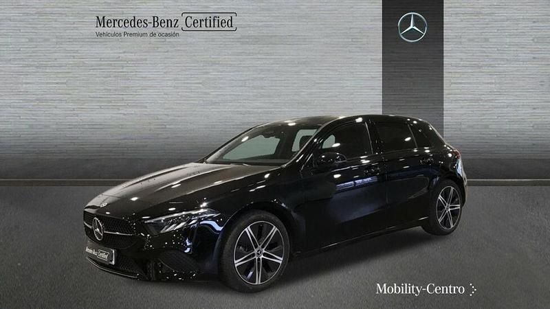 Negro noche Usado 2024 Mercedes A200 Progressive Berlina | 35.900 € (Un poco caro) - Imagen 1/4