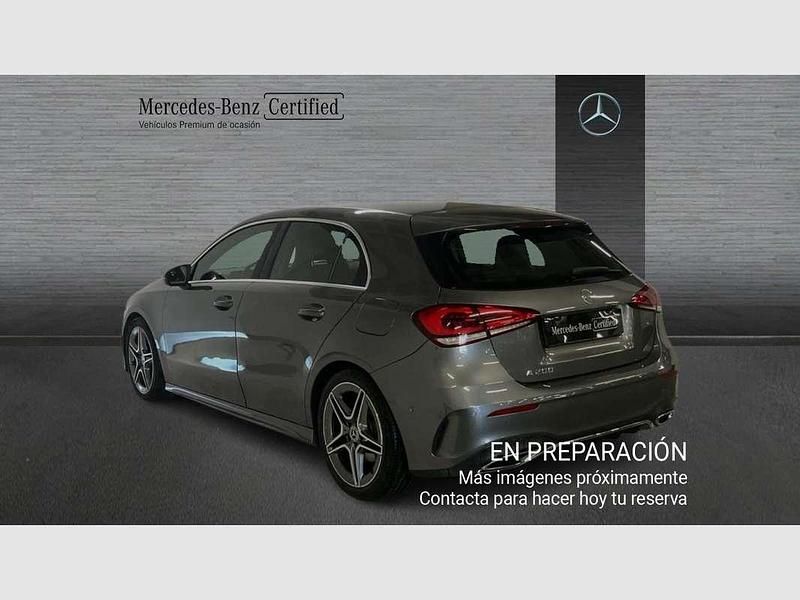 Usado Mercedes A200 163 CV (119 kW) 2021 Gris Berlina