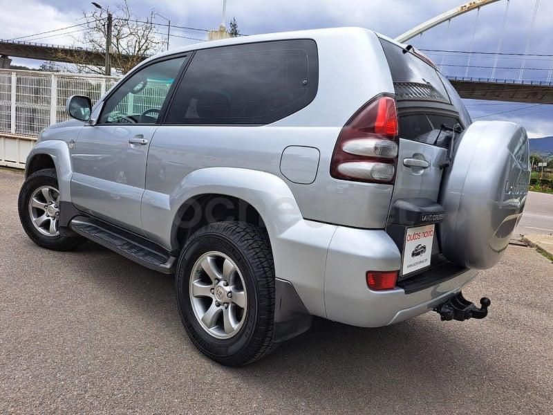 Usado Toyota Land Cruiser 173 CV (127 kW) 2007 Gris / plata SUV