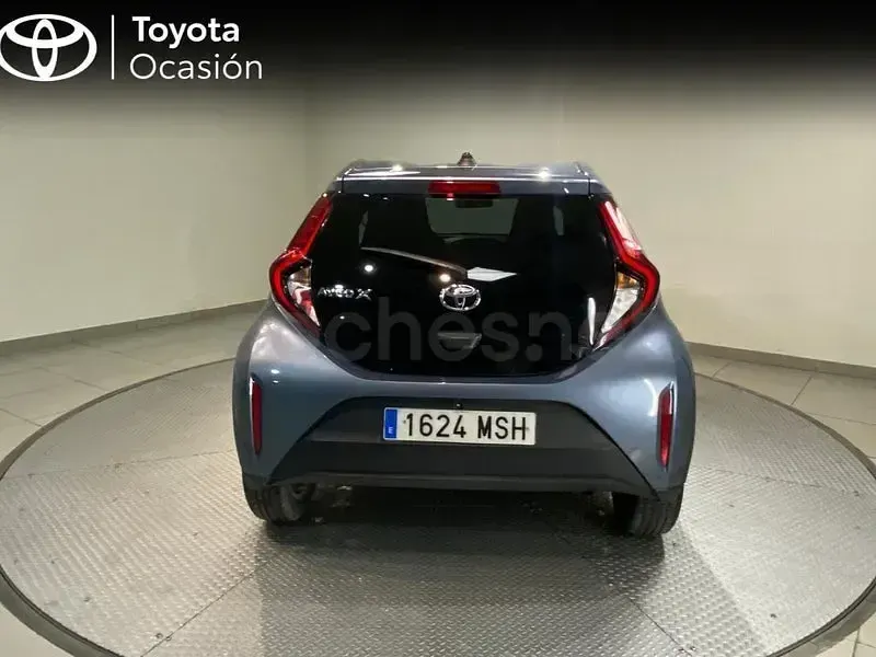 Usado Toyota Aygo X Play 72 CV (52 kW) 2024 Azul SUV