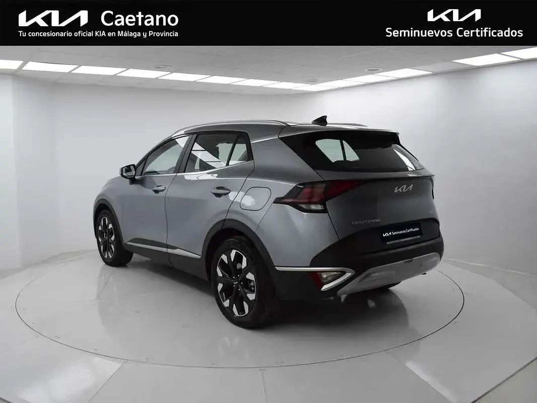 Usado Kia Sportage 252 CV (185 kW) 2025 Plateado SUV