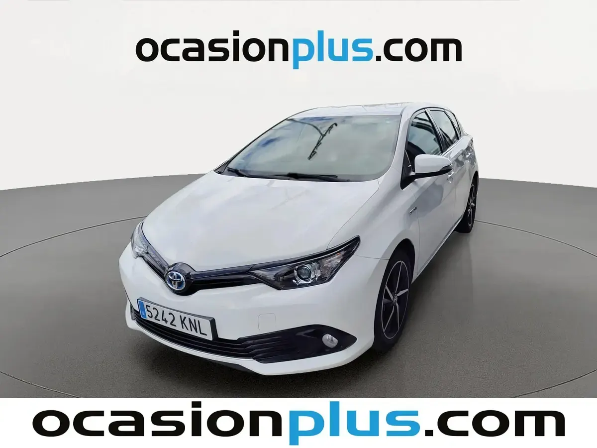 Begagnad Toyota Auris Hybrid 136 HK (100 kW) 2018 Halvkombi