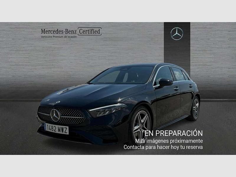 Negro Usado 2024 Mercedes A200 Berlina | 34.990 € (Precio justo) - Imagen 1/4