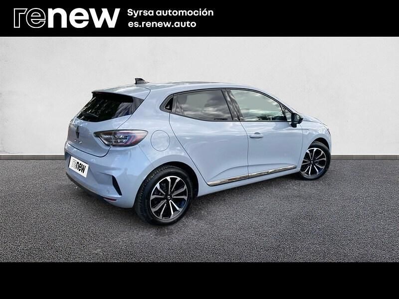 Usado Renault Clio V Techno 100 CV (73 kW) 2025 Gris Berlina
