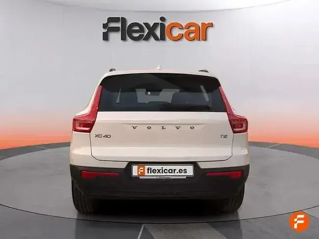 Usado Volvo XC40 Inscription 129 CV (94 kW) 2022 Blanco SUV