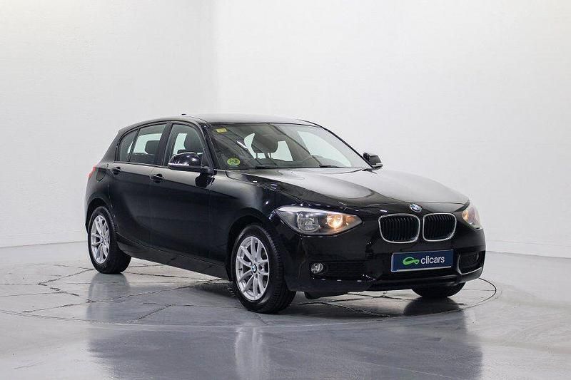 Usado BMW 116 116 CV (85 kW) 2013 Negro Utilitario