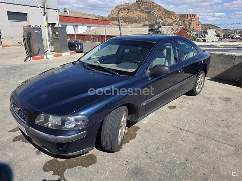 Usado Volvo S60 130 CV (95 kW) 2002 Azul Berlina